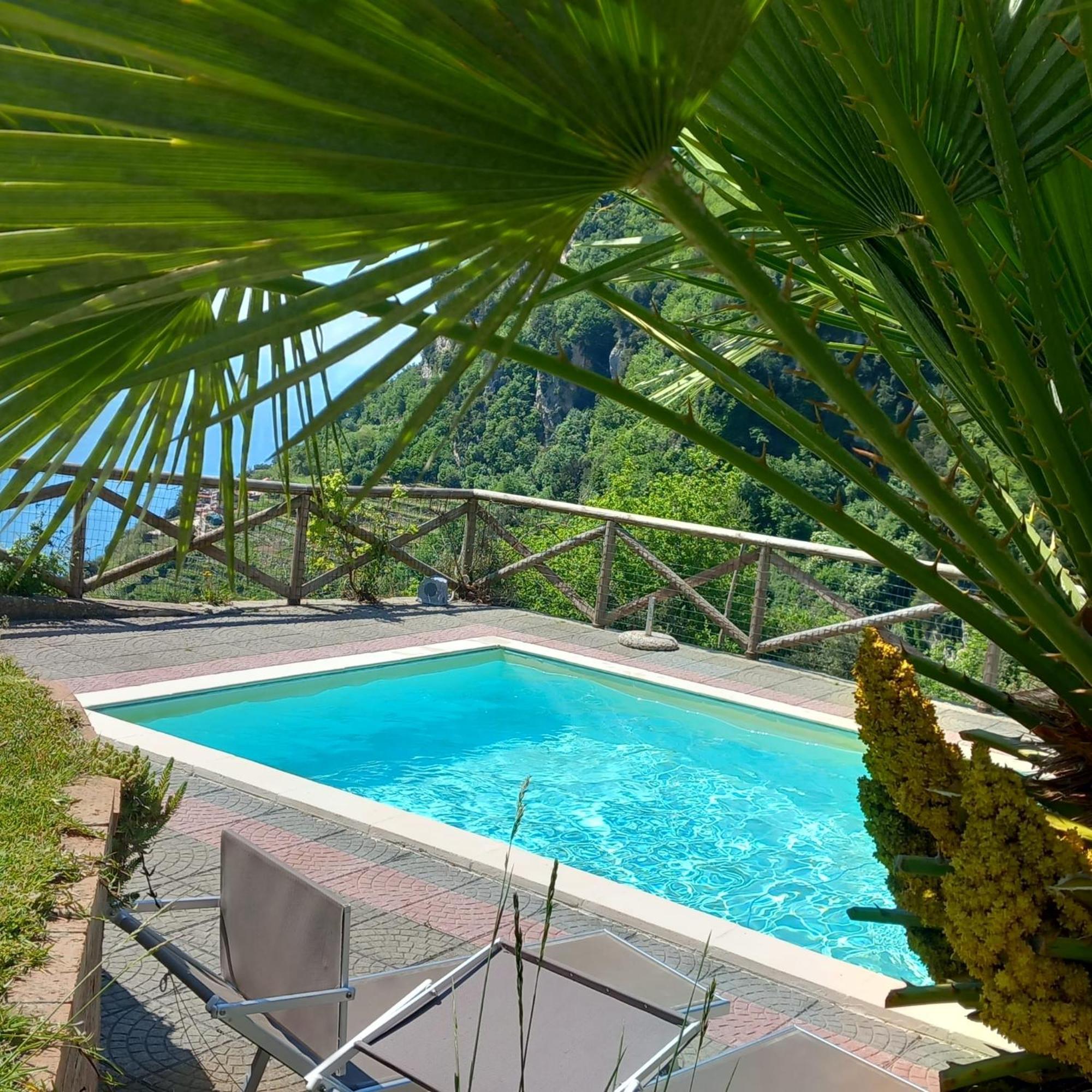 La Cicogna Bed & Breakfast Аджерола Екстериор снимка