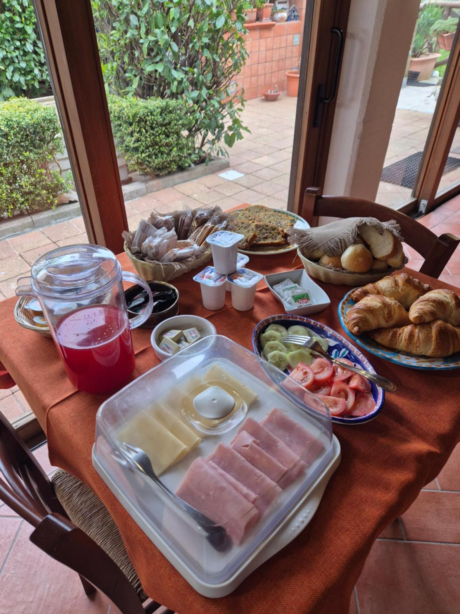 La Cicogna Bed & Breakfast Аджерола Екстериор снимка
