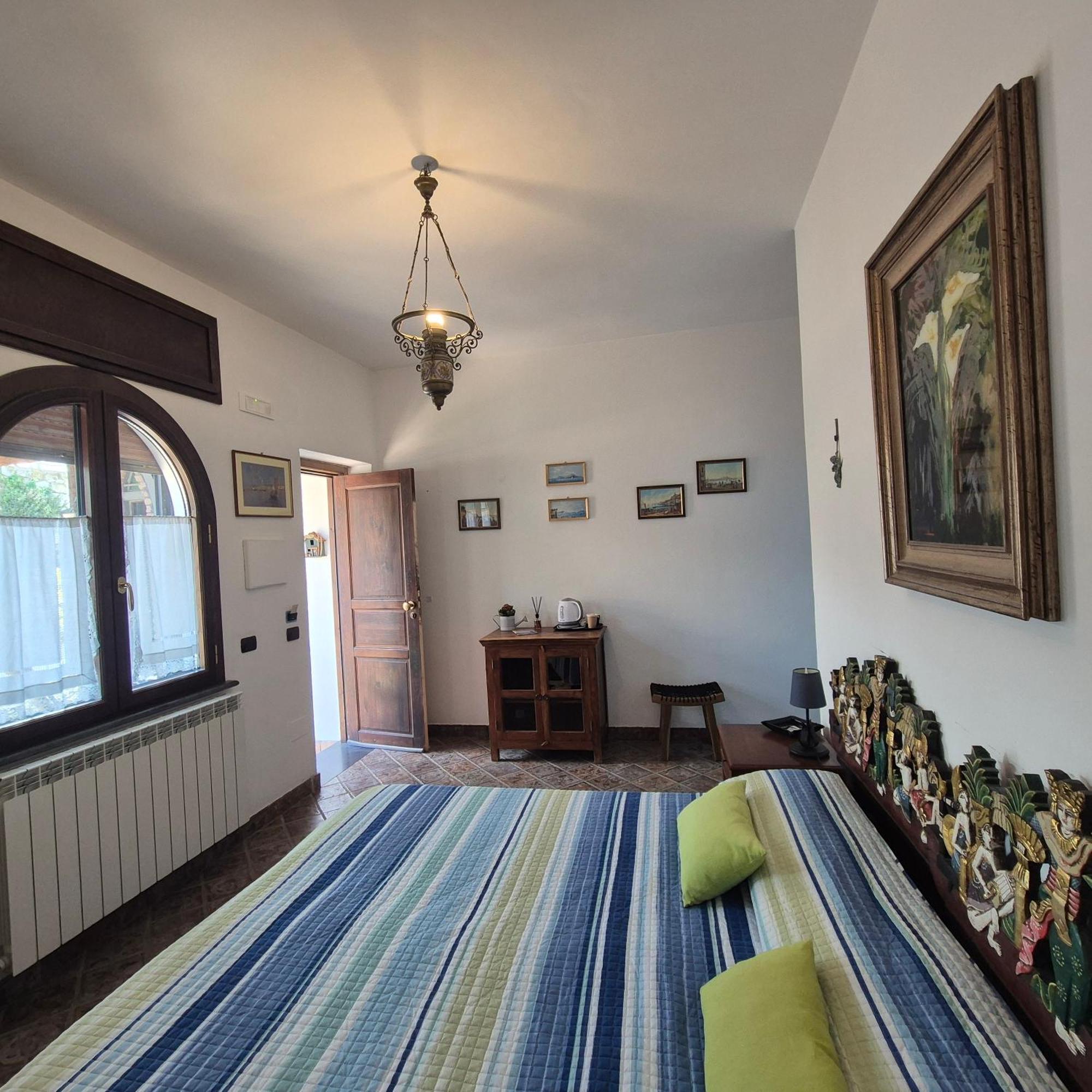 La Cicogna Bed & Breakfast Аджерола Екстериор снимка